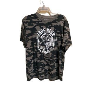 True Religion Men's Size L Green Camo‎ Arch Logo Crew Neck Tee